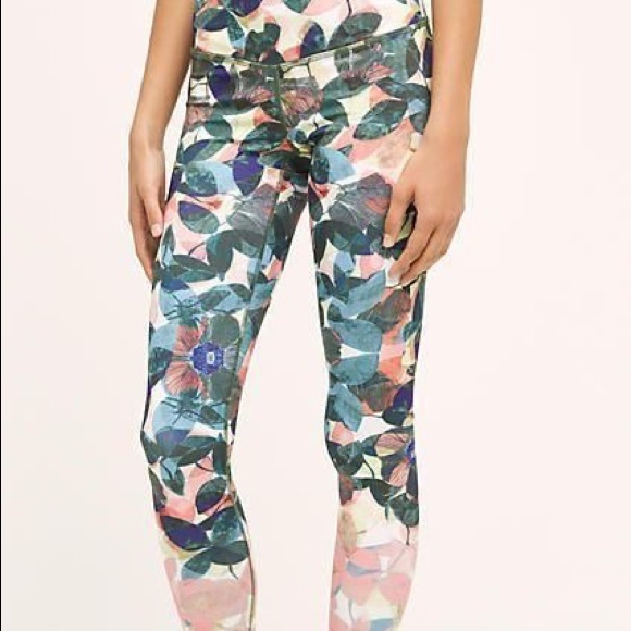 *SOLD* Anthropologie Pure + Good floral leggings - Picture 2 of 8